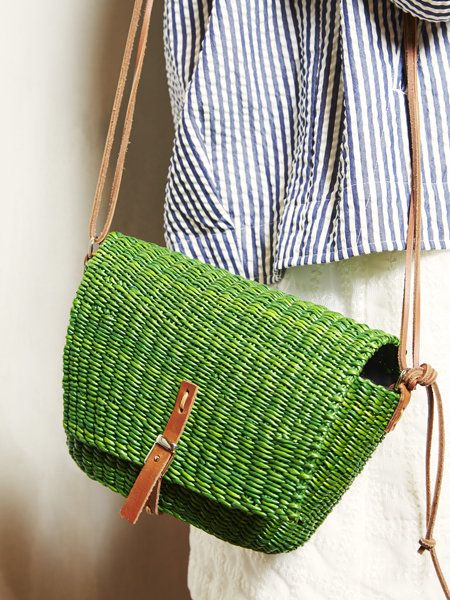 Green, Textile, Bag, Pattern, Shoulder bag, Teal, Thread, Fashion design, Pattern, Strap, 