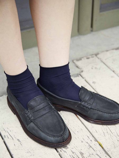 Footwear, Purple, Fashion, Black, Grey, Dress shoe, Leather, Sock, Fashion design, 