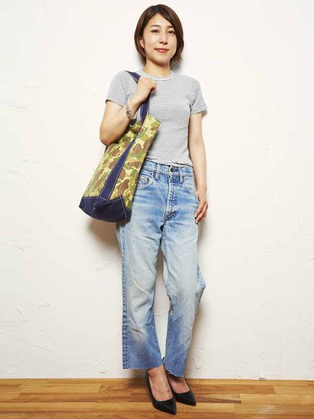 Clothing, Product, Brown, Denim, Sleeve, Textile, Jeans, Bag, Style, Pattern, 