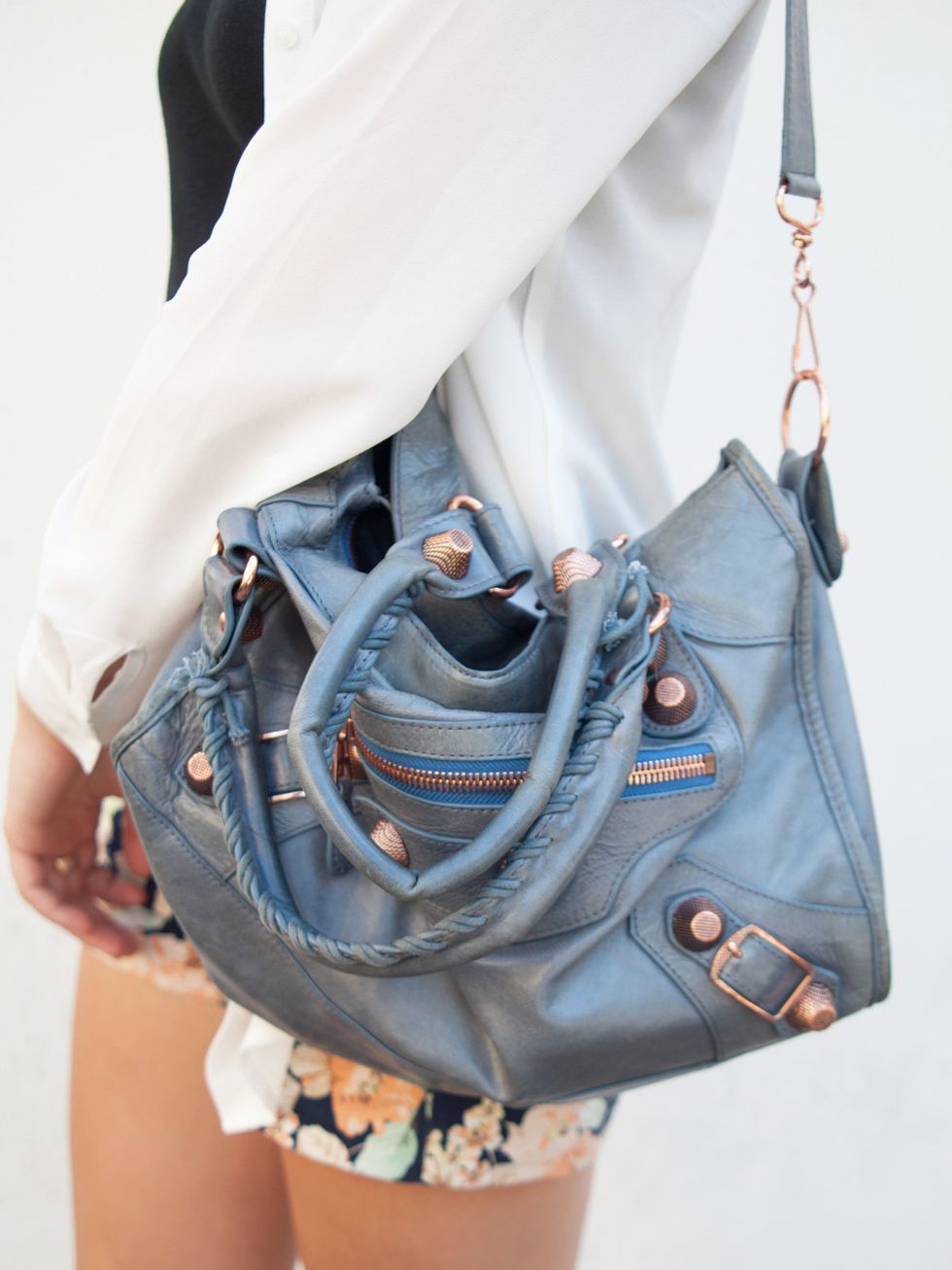 Blue, Product, Shoulder, Bag, Textile, Joint, Style, Fashion, Azure, Pattern, 