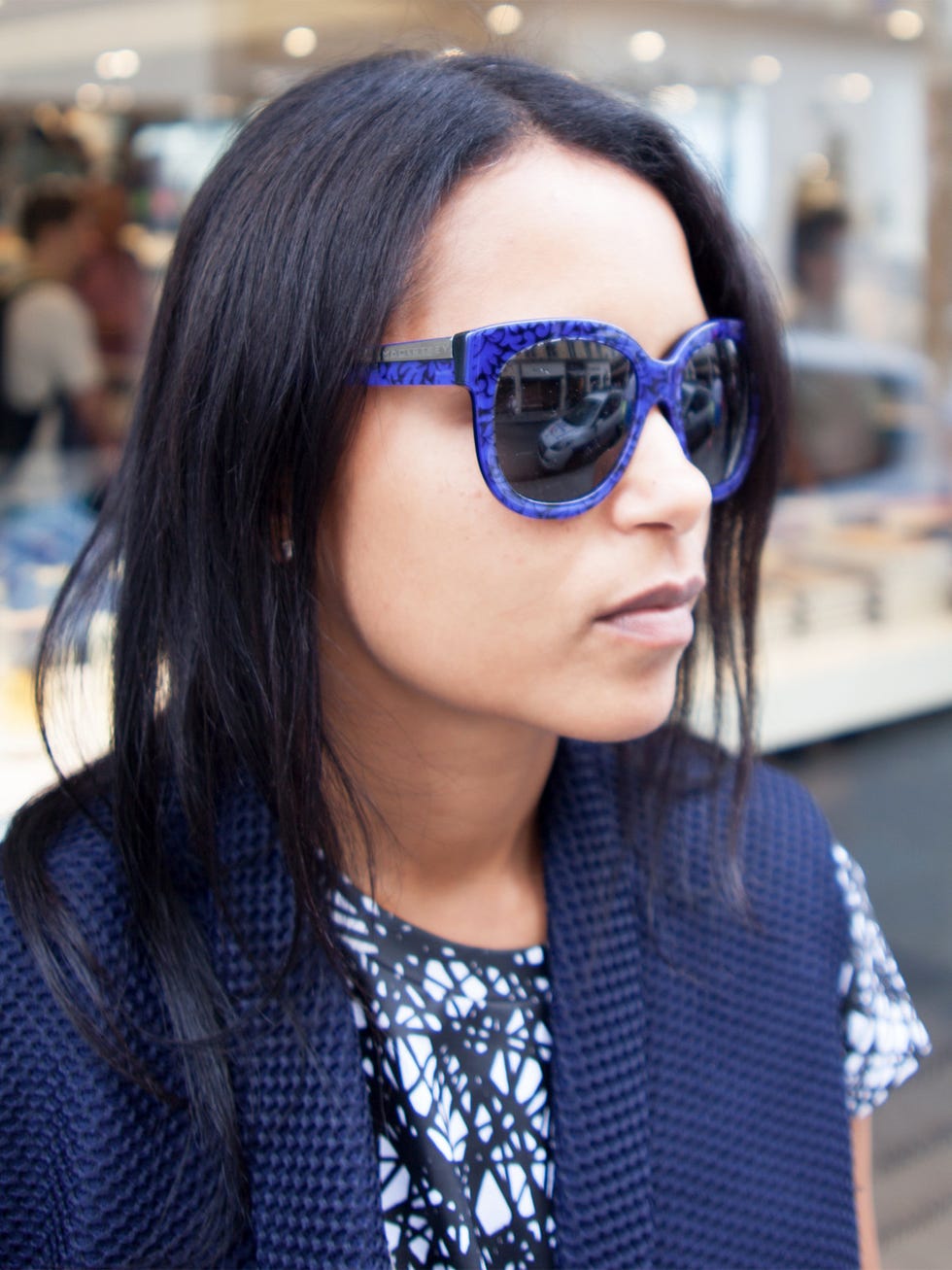 Eyewear, Glasses, Vision care, Goggles, Hairstyle, Sunglasses, Outerwear, Style, Street fashion, Electric blue, 