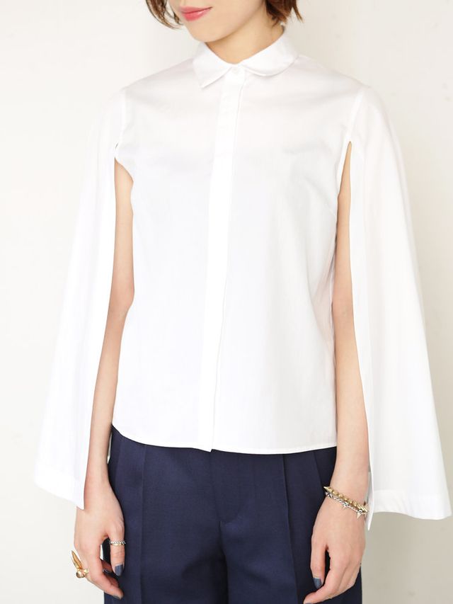 Collar, Sleeve, Shoulder, Textile, Joint, White, Standing, Dress shirt, Elbow, Fashion, 