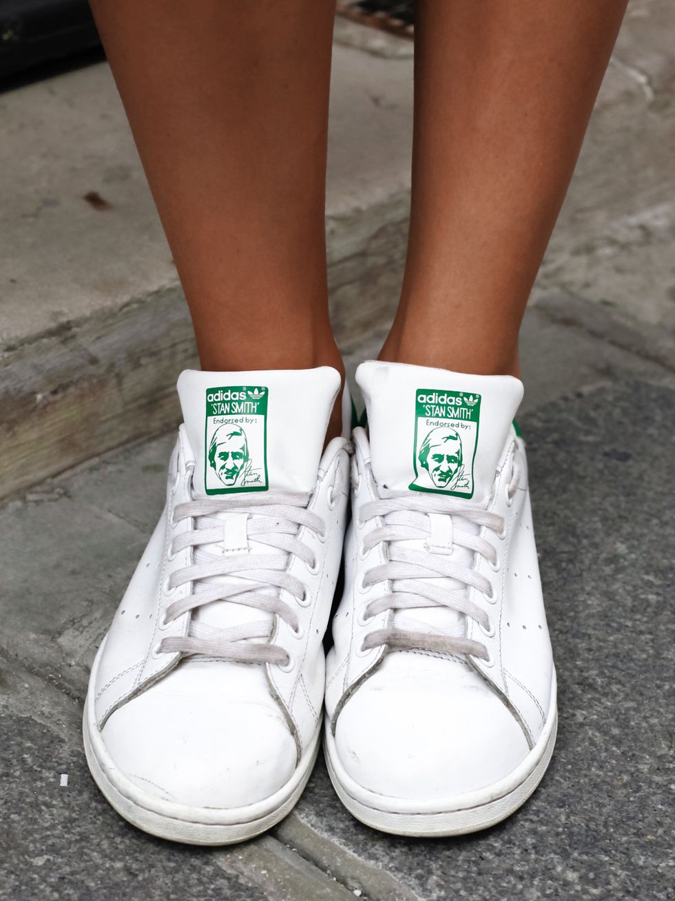 Footwear, Green, Product, Human leg, White, Style, Carmine, Fashion, Black, Teal, 