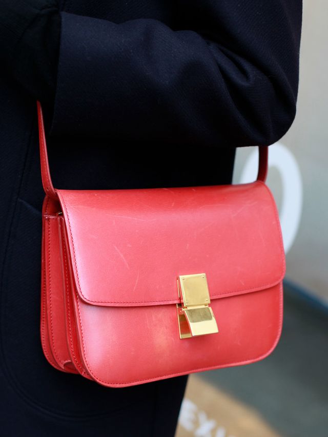 Red, Bag, Carmine, Shoulder bag, Strap, Material property, Leather, Coquelicot, Baggage, Buckle, 