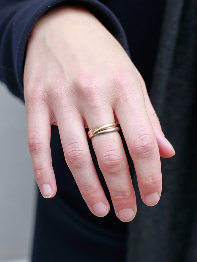 Finger, Jewellery, Skin, Wrist, Hand, Nail, Engagement ring, Ring, Wedding ring, Thumb, 