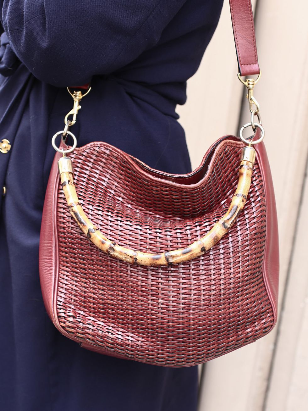 Textile, Red, Bag, Style, Fashion accessory, Shoulder bag, Pattern, Fashion, Magenta, Maroon, 