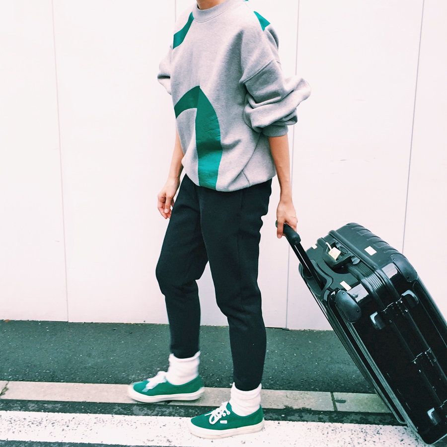 Sleeve, Shoulder, Standing, Style, Street fashion, Bag, Luggage and bags, Teal, Turquoise, Baggage, 