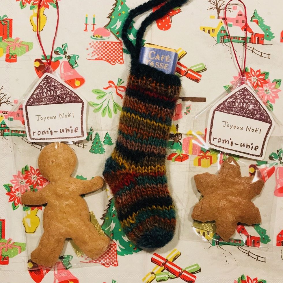 Christmas stocking, Gingerbread, Christmas decoration, Christmas, Tree, Christmas ornament, Lebkuchen, Interior design, Food, Ornament, 
