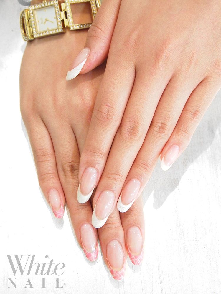 Finger, Skin, Nail, Nail care, Wrist, Manicure, Photography, Ring, Nail polish, Engagement ring, 
