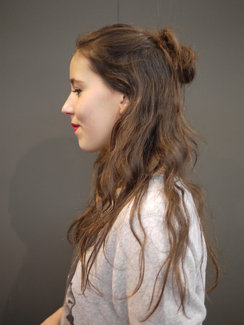 Clothing, Lip, Brown, Hairstyle, Sleeve, Chin, Shoulder, Style, Long hair, Eyelash, 