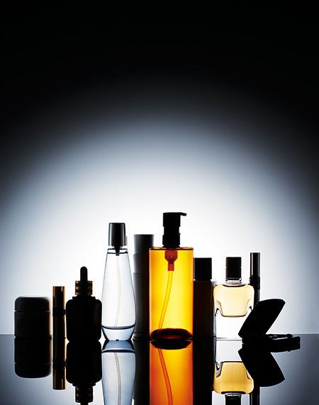 Liquid, Bottle, Fluid, Glass bottle, Drinkware, Cylinder, Gas, Bottle cap, Distilled beverage, Still life photography, 