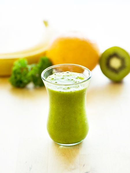 Green, Food, Ingredient, Vegetable juice, Juice, Health shake, Drink, Tableware, Liquid, Aojiru, 