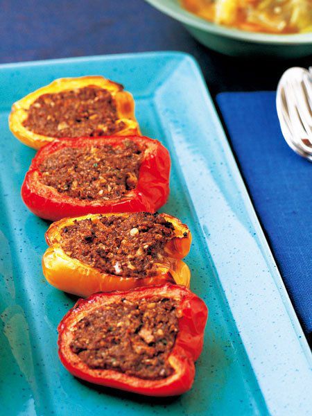 Food, Ingredient, Cuisine, Dish, Recipe, Produce, Plate, Fast food, Stuffed peppers, Kitchen utensil, 