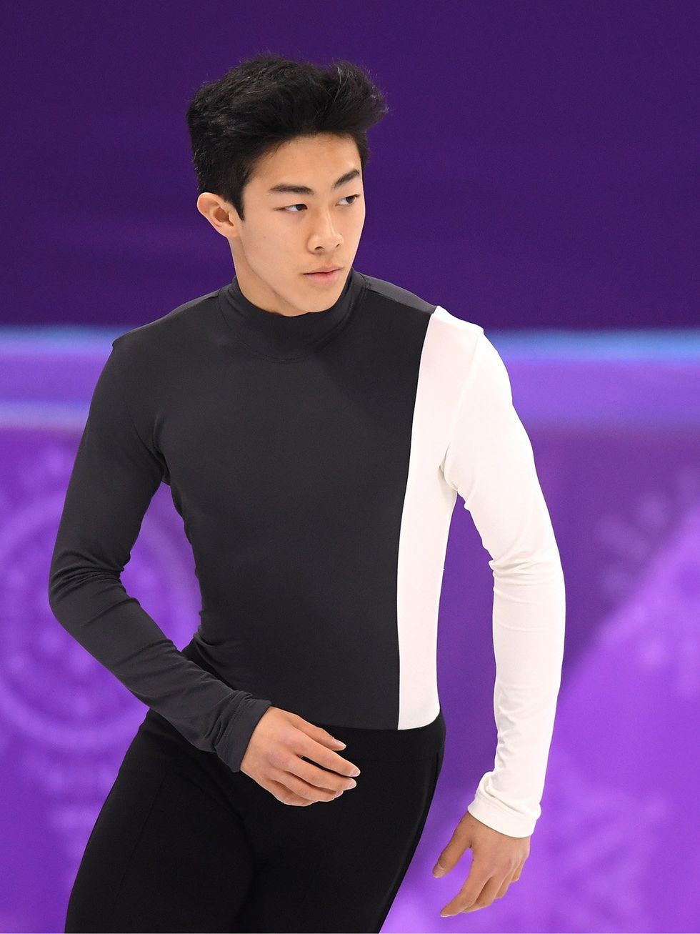 Ear, Sleeve, Human body, Shoulder, Hand, Joint, Standing, Elbow, Purple, Fashion, 