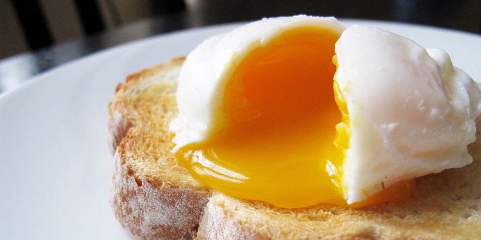 Food, Yellow, Ingredient, Egg yolk, Breakfast, Finger food, Dish, Meal, Baked goods, Bread, 