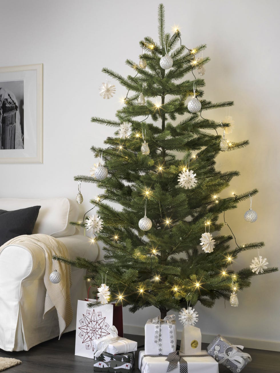 Room, Interior design, Christmas decoration, Christmas tree, Home, White, Living room, Interior design, Holiday, Christmas, 