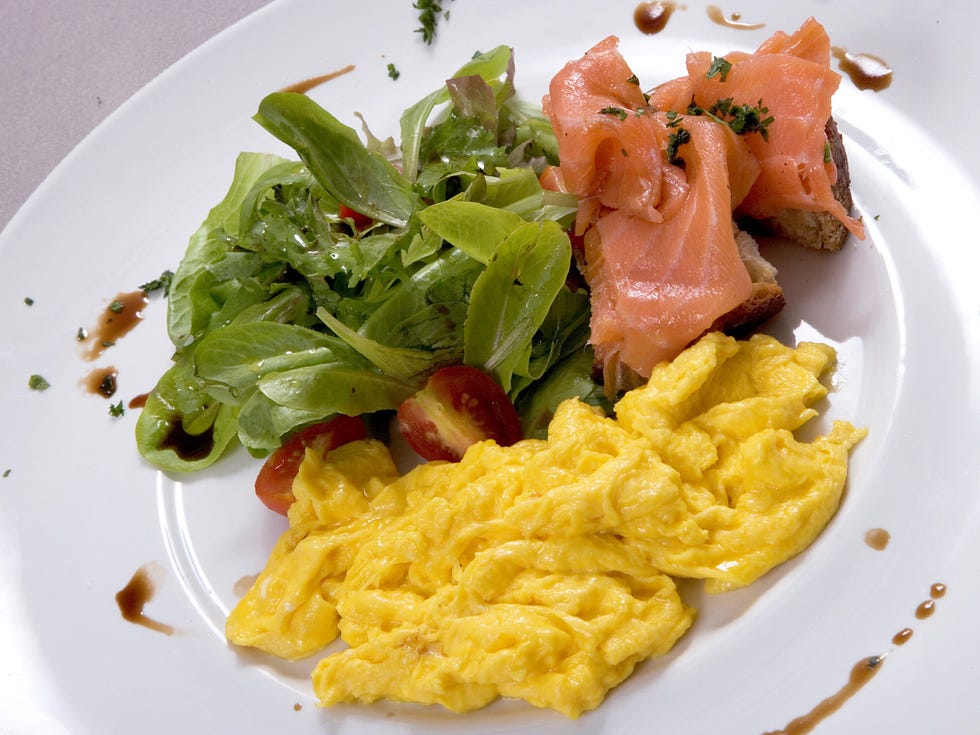 Dish, Food, Cuisine, Scrambled eggs, Ingredient, Meal, Breakfast, Brunch, Smoked salmon, Produce, 