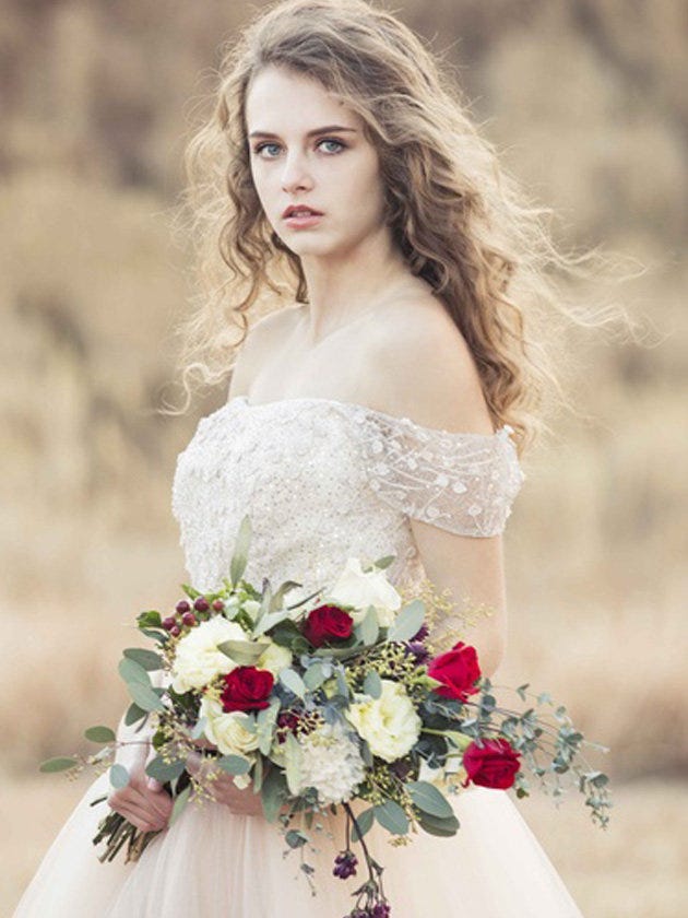 Clothing, Petal, Shoulder, Bouquet, Flower, Photograph, Bridal clothing, Dress, White, Wedding dress, 