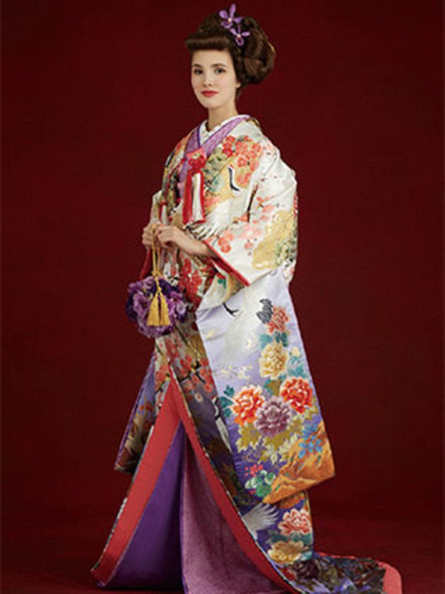 Hairstyle, Sleeve, Kimono, Shimada, Costume design, Headgear, Costume, Sakko, Vintage clothing, Tradition, 
