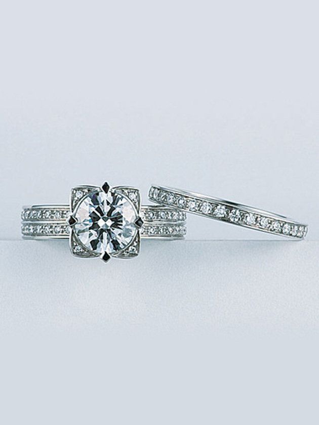 Ring, Jewellery, Engagement ring, Fashion accessory, Diamond, Pre-engagement ring, Gemstone, Platinum, Body jewelry, Wedding ring, 