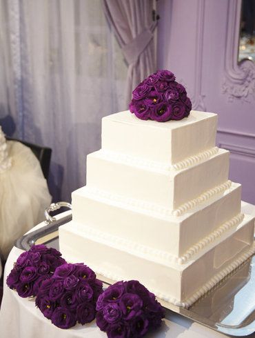 Wedding cake, Cake, Icing, Buttercream, Sugar paste, Cake decorating, Pasteles, Purple, Wedding ceremony supply, Sugar cake, 