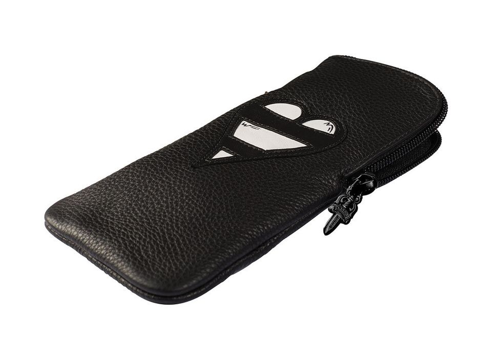 Musical instrument accessory, Carbon, Wallet, Silver, Synthetic rubber, 