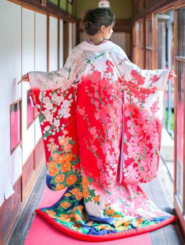 Kimono, Clothing, Costume, Pink, Textile, Outerwear, Pattern, Peach, Tradition, Magenta, 