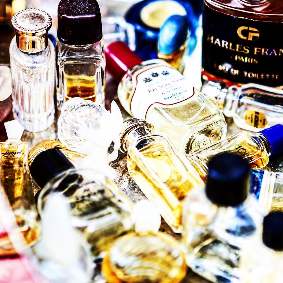 Alcohol, Bottle, Liquid, Glass bottle, Drinkware, Alcoholic beverage, Drink, Distilled beverage, Barware, Collection, 