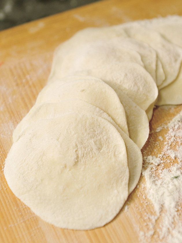 Food, Ingredient, Dough, Flour, Masa, Hardwood, All-purpose flour, Beige, Bread flour, Whole-wheat flour, 