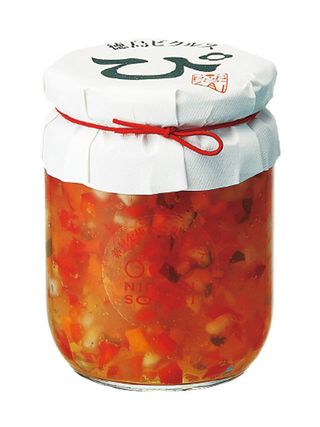 Fluid, Ingredient, Preserved food, Food storage containers, Orange, Produce, Pickling, Condiment, Coquelicot, Cylinder, 