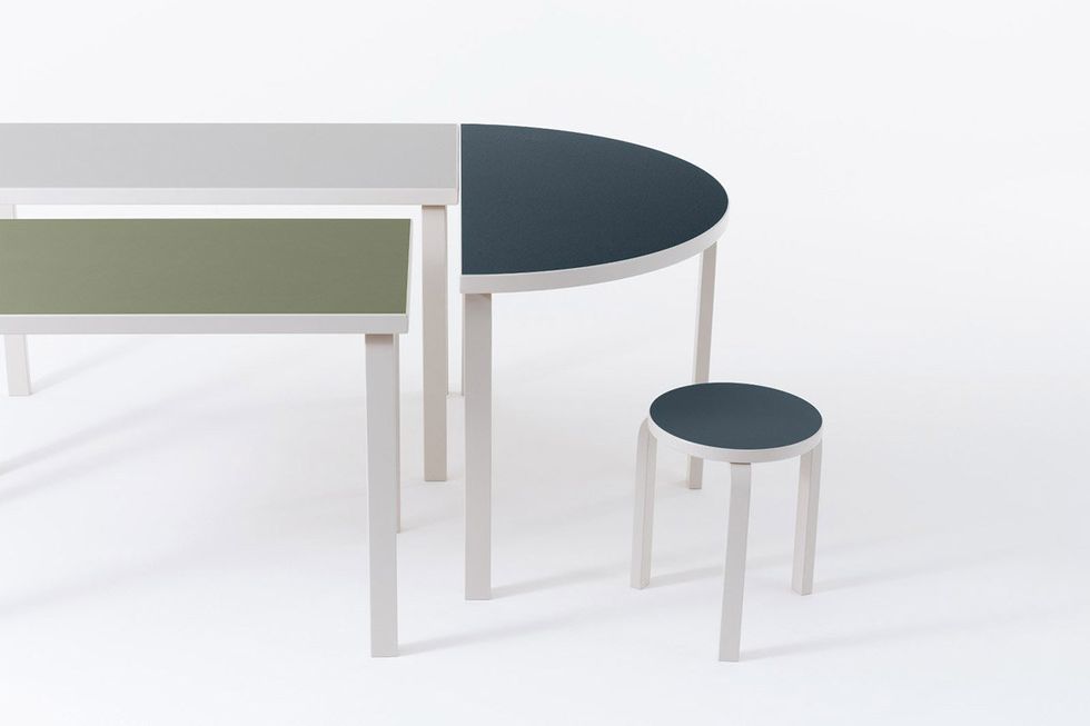 Table, Furniture, Line, Black, Rectangle, Grey, Parallel, Beige, Composite material, Teal, 