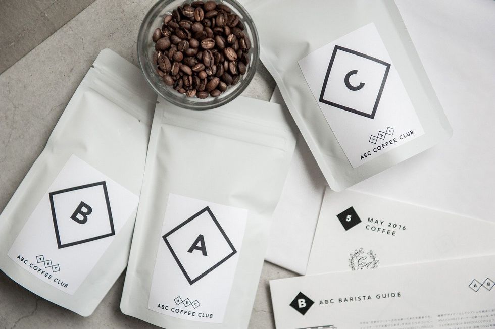 Logo, Single-origin coffee, Ingredient, Jamaican blue mountain coffee, Kona coffee, Produce, Java coffee, Seed, Brand, Caffeine, 