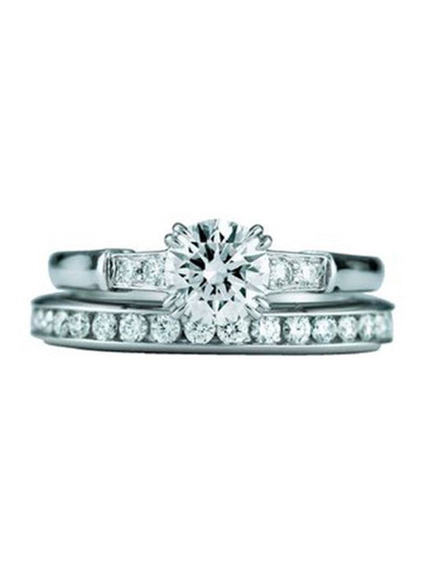 Ring, Diamond, Engagement ring, Fashion accessory, Jewellery, Pre-engagement ring, Platinum, Wedding ring, Wedding ceremony supply, Body jewelry, 