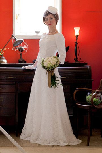 Clothing, Dress, Shoulder, Bridal clothing, Bouquet, Photograph, White, Wedding dress, Bride, Gown, 