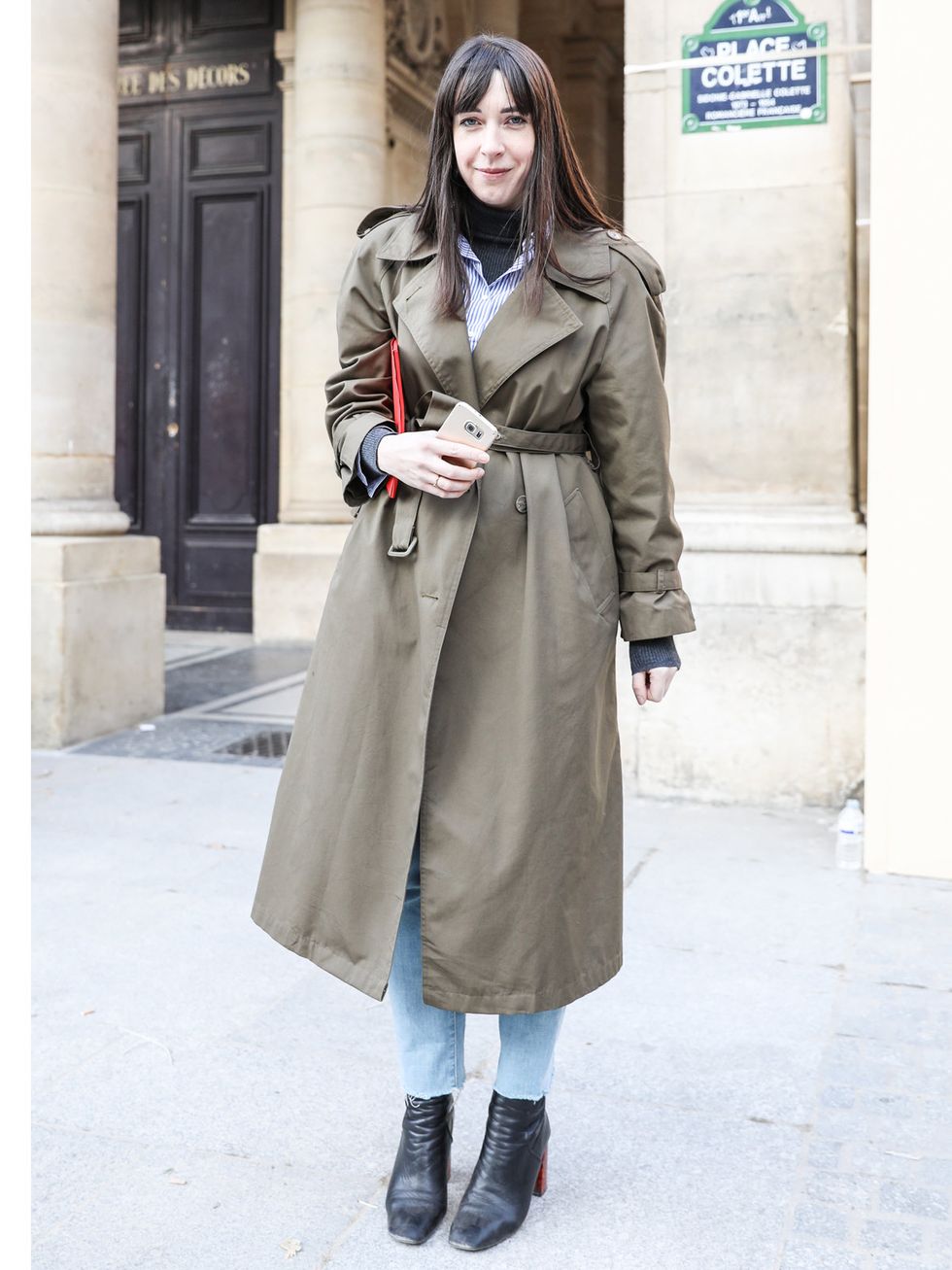Clothing, Sleeve, Coat, Textile, Outerwear, Style, Street fashion, Dress, Boot, Bag, 