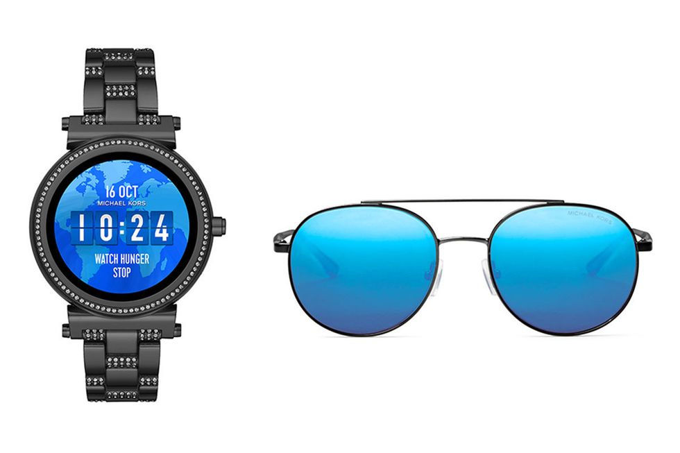 Eyewear, Sunglasses, Blue, Glasses, Watch, Personal protective equipment, Analog watch, Technology, Fashion accessory, Vision care, 