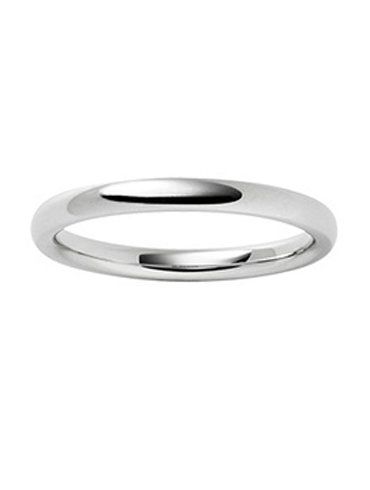 Ring, Platinum, Metal, Silver, Fashion accessory, Jewellery, Wedding ring, Oval, Wedding ceremony supply, Mineral, 