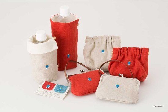 Product, Textile, Bag, White, Household supply, Shoulder bag, Paper, Paper towel, Wallet, Coquelicot, 