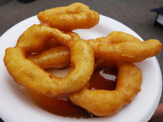 Food, Fried food, Deep frying, Cooking, Dish, Side dish, Ingredient, Cuisine, Fast food, Onion ring, 