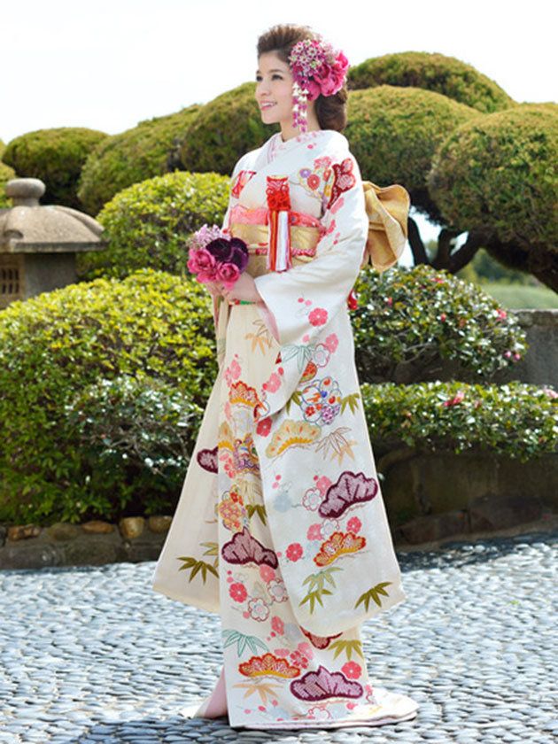 Clothing, Pink, Kimono, Dress, Costume, Fashion, Tradition, Spring, Gown, Formal wear, 