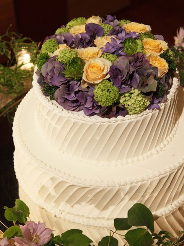 Cake, Cake decorating, Buttercream, Icing, Sugar paste, Pasteles, Floristry, Dessert, Flower Arranging, Flower, 