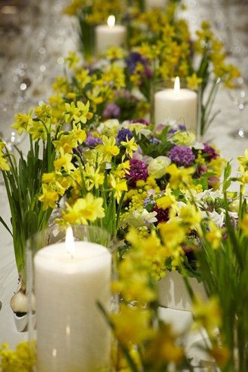 Yellow, Lighting, Petal, Flower, Candle, Floristry, Bouquet, Flower Arranging, Wax, Interior design, 