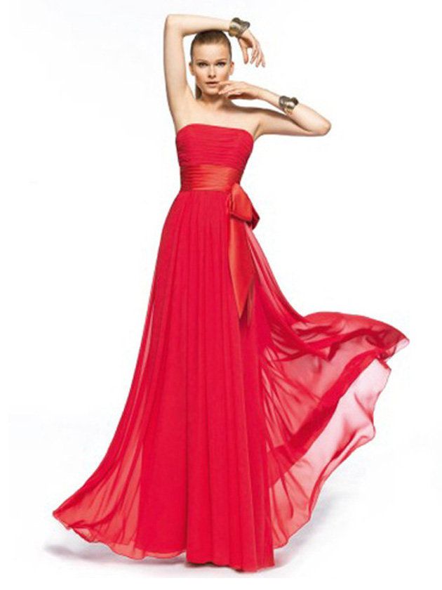 Shoulder, Dress, Textile, Joint, Red, Standing, One-piece garment, Formal wear, Gown, Waist, 