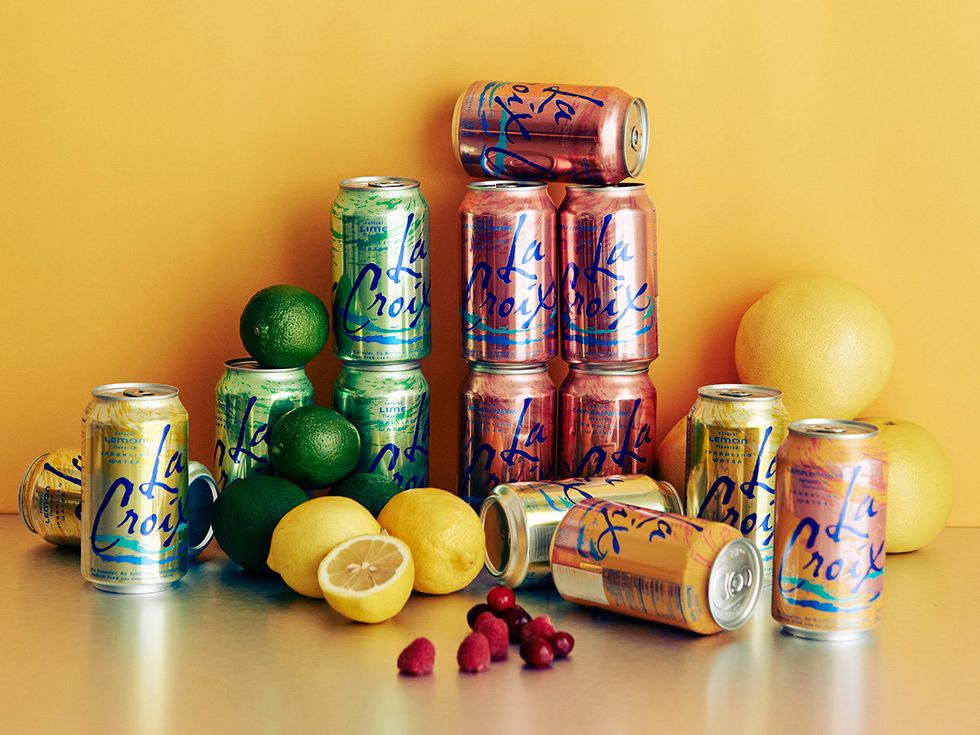 Beverage can, Aluminum can, Tin can, Citrus, Fruit, Lemon, Citric acid, Produce, Ingredient, Natural foods, 