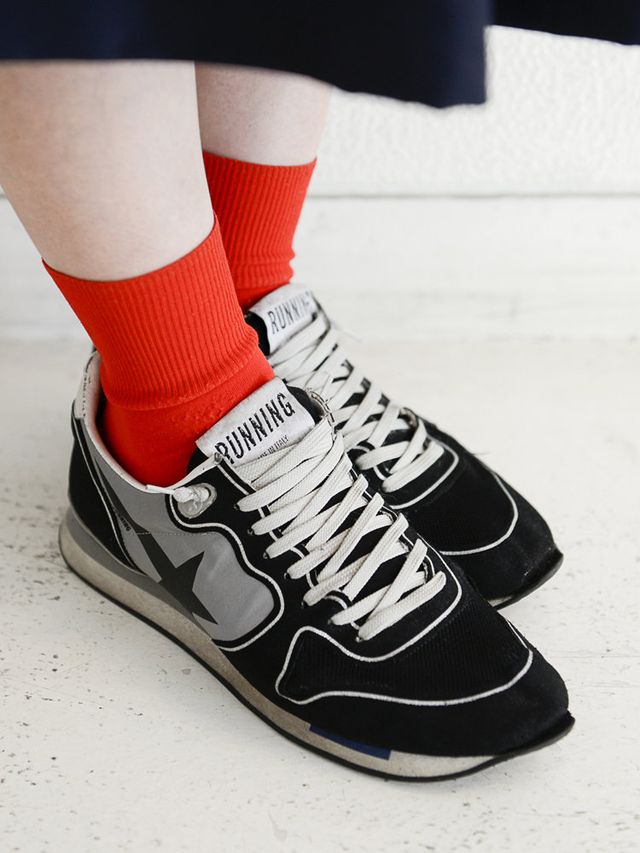 Footwear, Sock, White, Human leg, Style, Carmine, Fashion, Athletic shoe, Walking shoe, Brand, 