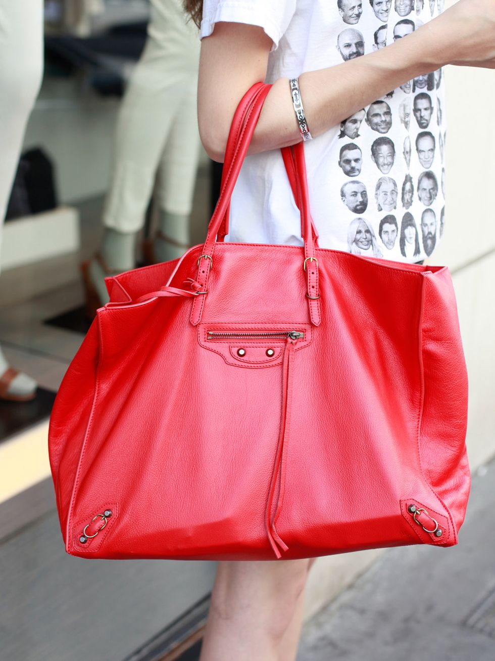 Bag, Red, White, Pattern, Style, Fashion accessory, Luggage and bags, Shoulder bag, Fashion, Carmine, 