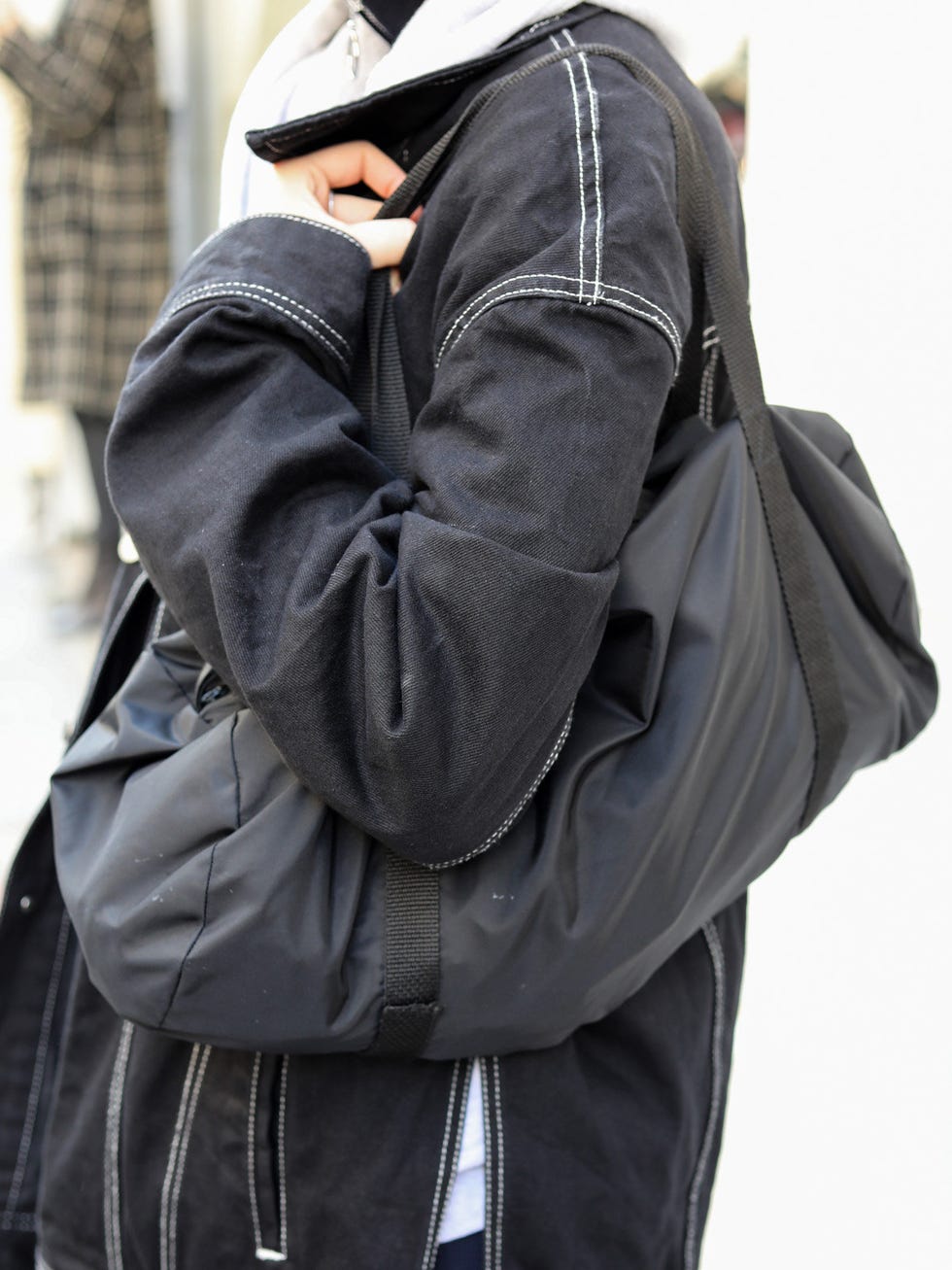 Outerwear, Jacket, Sleeve, Hood, Street fashion, Hoodie, Headgear, Textile, Coat, Overcoat, 