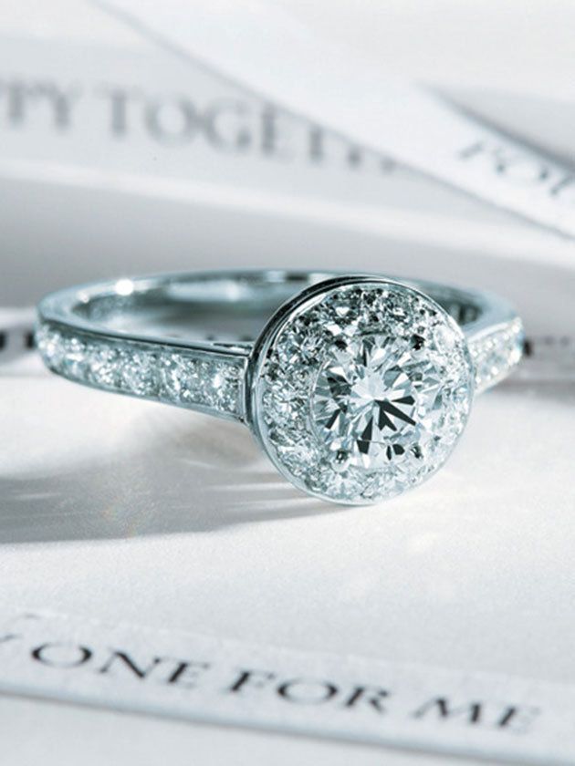 Ring, Jewellery, Engagement ring, Pre-engagement ring, Fashion accessory, Diamond, Platinum, Body jewelry, Gemstone, Metal, 