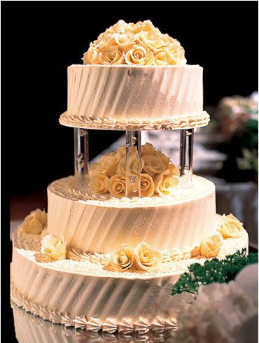 Sweetness, Food, Cake, Cuisine, Yellow, Baked goods, Dessert, Cake decorating, Ingredient, Cake decorating supply, 