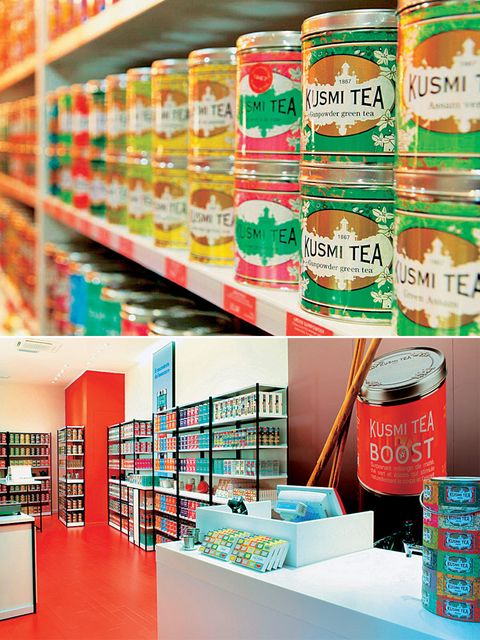 Retail, Shelf, Beverage can, Shelving, Aluminum can, Tin can, Food storage containers, Convenience store, Tin, Cylinder, 